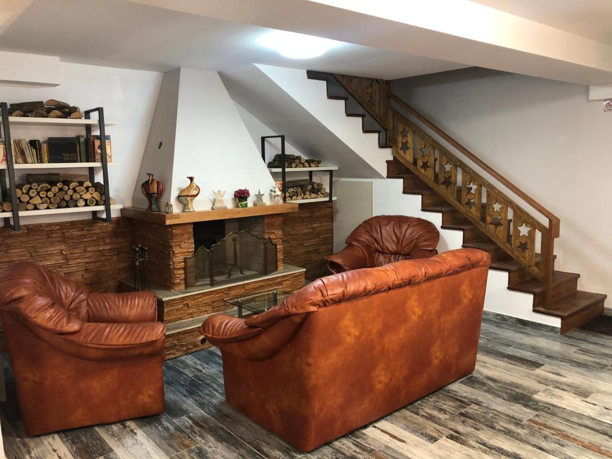 Vila Loft Cube Sinaia Ngoại thất bức ảnh